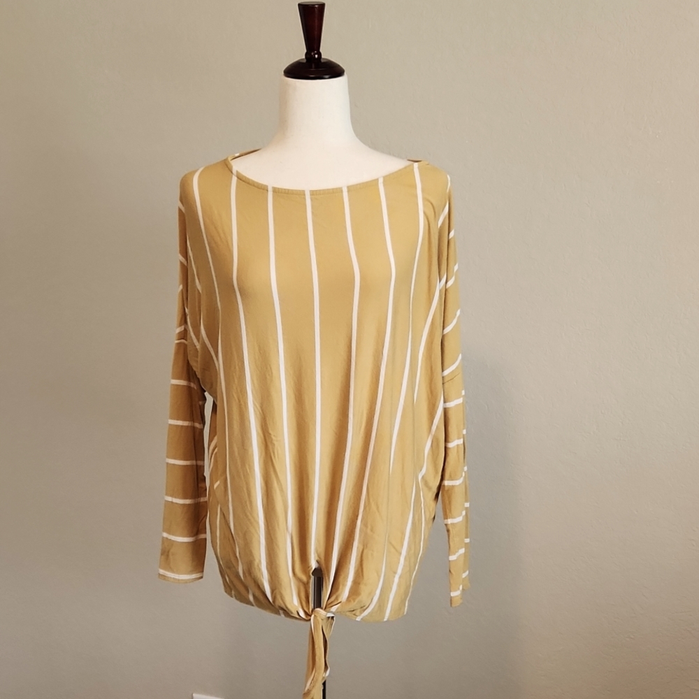 Maternity small, soft, stretchy, stylish drop sleeve long-T, vintage yellow